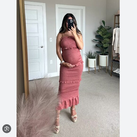 Mable Satin Smocked Fitted Ruffled Midi Dress Mauve Size Small - Picture 2 of 13